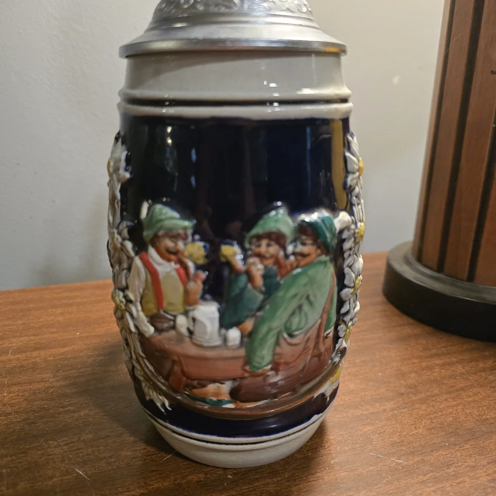 Traditional German Beer Steins with Pewter Lids - Picture 7 of 10